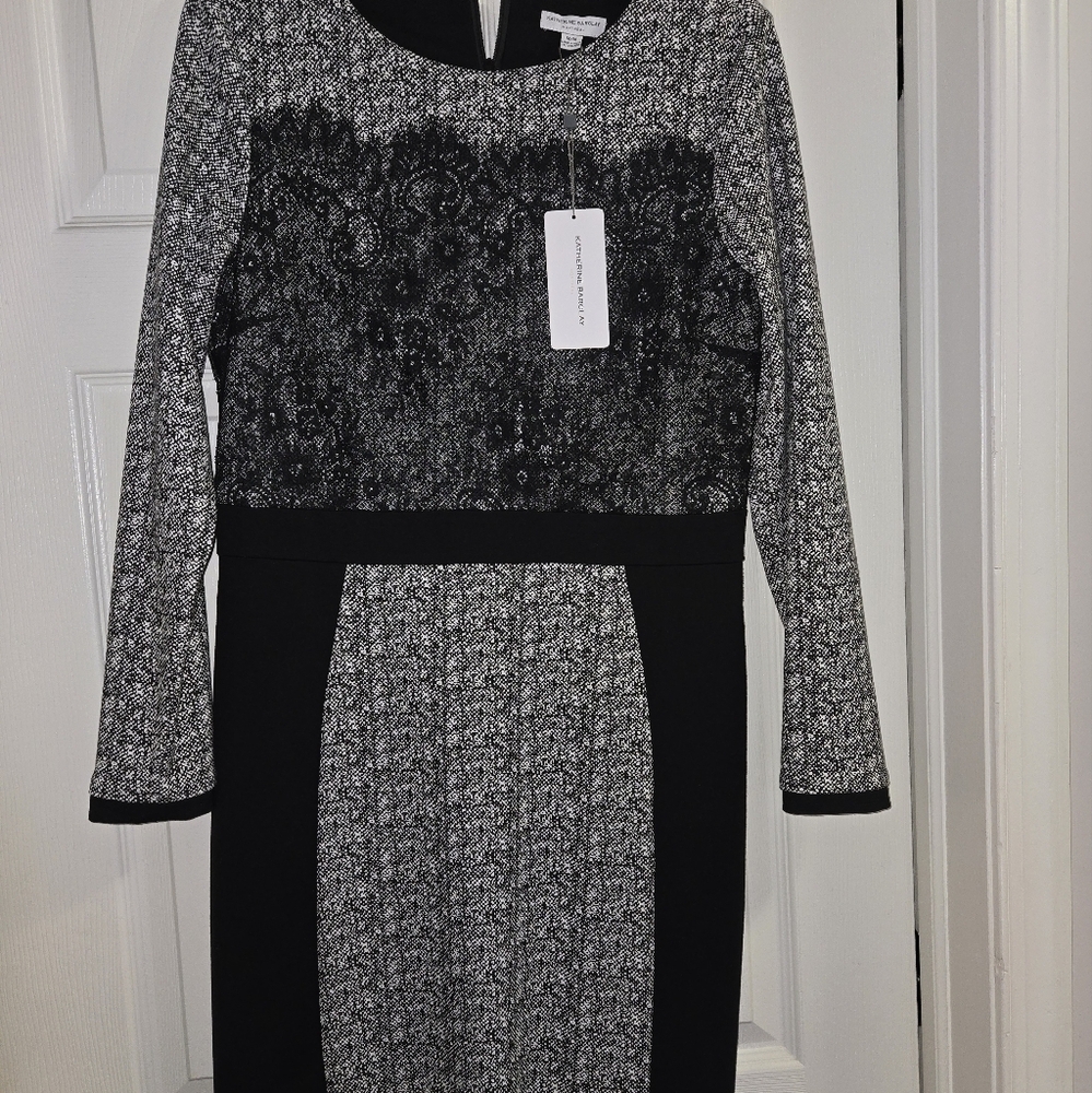 Katherine Barclay NWT Lace Applique Dress Size Medium